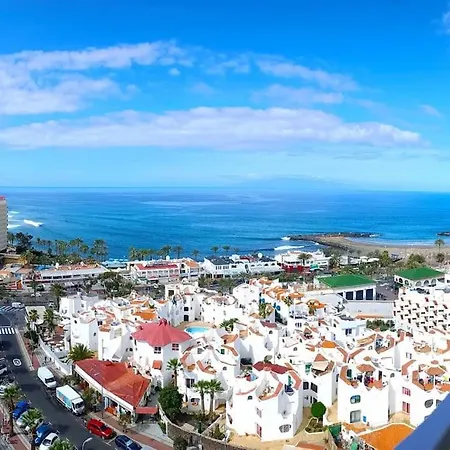 With A Fantastic View Over Las Americas - Ty12a